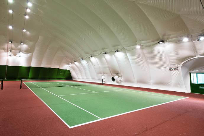 Over 90 tennis courts for hire